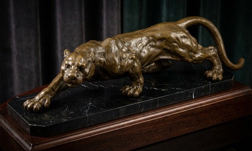 Bronzener Panther von Milo