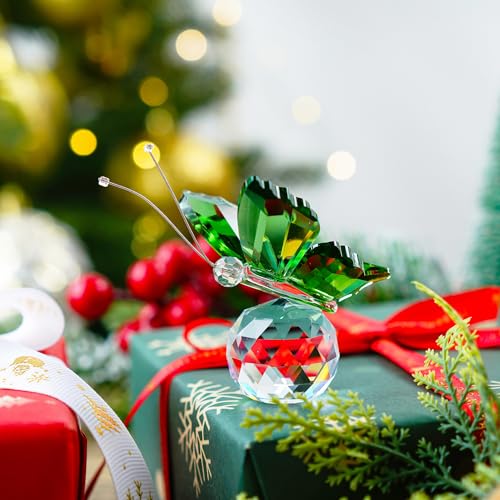 Kristallglas-Schmetterling auf Glaskugel