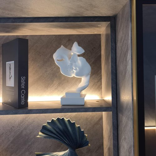 Abstrakte Liebespaar-Skulptur Detail