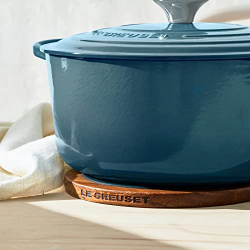 Le Creuset Magnetischer Holzuntersetzer Detail