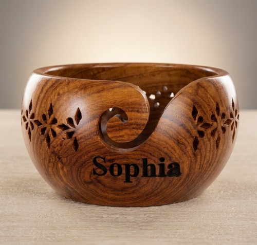 Garnschale aus Rosenholz