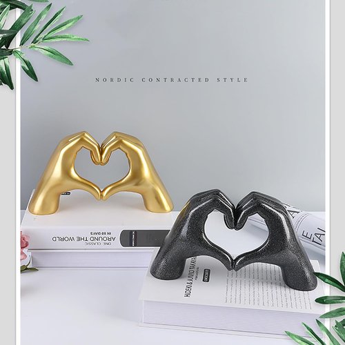 Moderne Herzgeste Skulptur