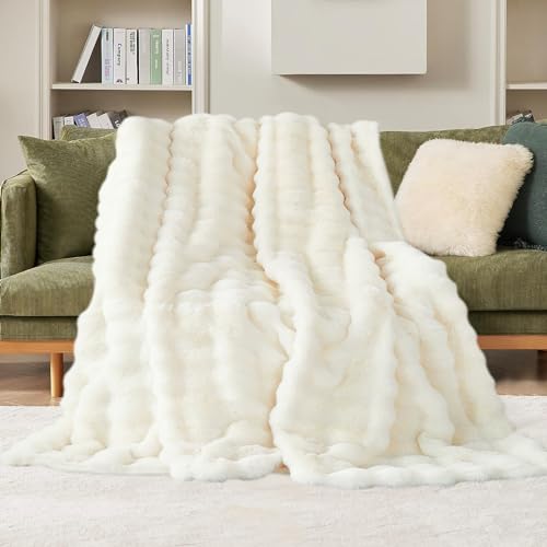 Kaninchenfell-Plüschdecke