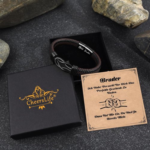 Infinity-Lederarmband mit persönlicher Gravur