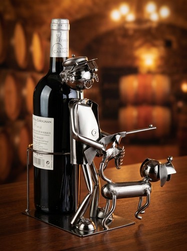 Skulpturaler Weinhalter Jäger mit Hund