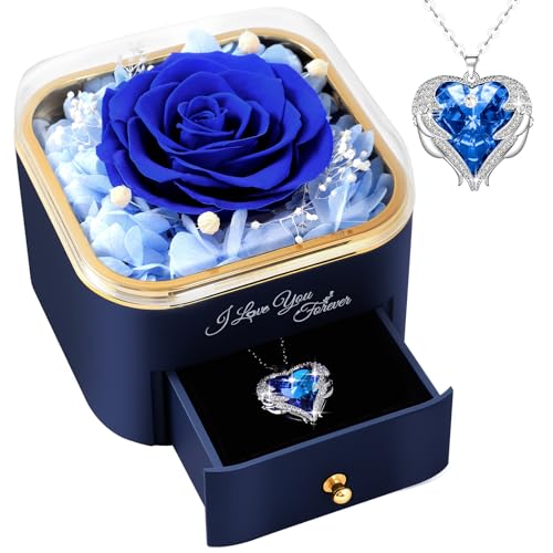 Ewige Rose mit Herzkette Detail