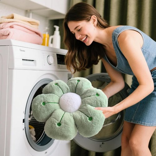 Blütenkissen aus Kunstfell Detail